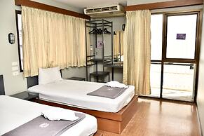 Mad Monkey Bangkok Hostel - Adults Only