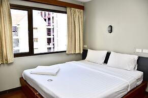 Mad Monkey Bangkok Hostel - Adults Only