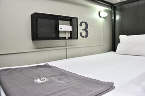 Mad Monkey Bangkok Hostel - Adults Only