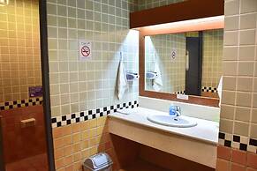 Mad Monkey Bangkok Hostel - Adults Only