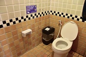 Mad Monkey Bangkok Hostel - Adults Only