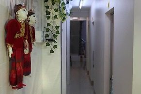 Moe Hostel