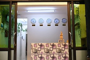 Moe Hostel
