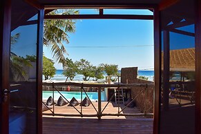 Mad Monkey Gili Trawangan - Hostel