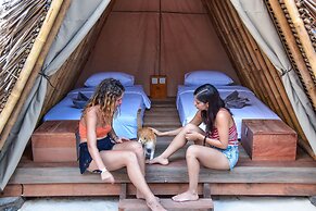 Mad Monkey Gili Trawangan - Hostel