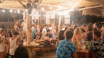 Mad Monkey Gili Trawangan - Hostel