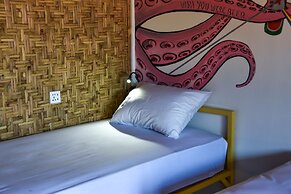 Mad Monkey Gili Trawangan - Hostel