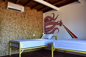 Mad Monkey Gili Trawangan - Hostel
