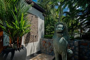 Classy 4-BR Seaview Villa at Surin Beach