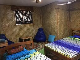 Bamboo Nest Palawan - Hostel