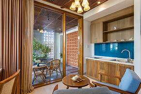 Daisy Boutique Hotel & Apartment