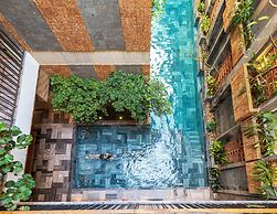 Daisy Boutique Hotel & Apartment