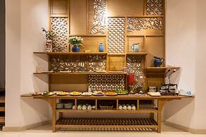 Daisy Boutique Hotel & Apartment