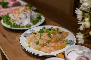 Daisy Boutique Hotel & Apartment