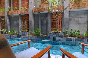 Daisy Boutique Hotel & Apartment