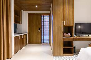 Daisy Boutique Hotel & Apartment