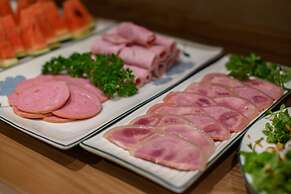 Daisy Boutique Hotel & Apartment