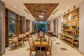 Daisy Boutique Hotel & Apartment