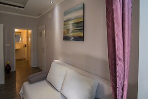 JR Luxury Guesthouse