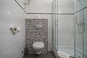 JR Luxury Guesthouse