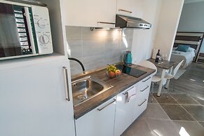 JR Luxury Guesthouse