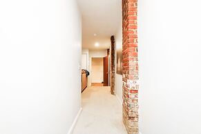 Evonify - Back Bay Suites