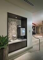 Luxurious Studio in the Seaport District