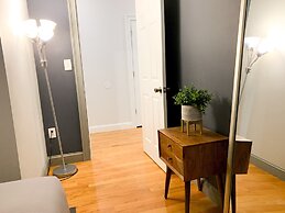Stunning 3bd/3ba in Jamaica Plain Near the Trains #2