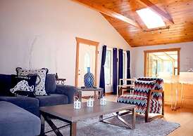 Stunning 3bd/2ba Vacation House in the Vineyard