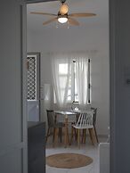 Galini Rooms & Apartments Syros