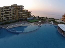Midia Family Resort