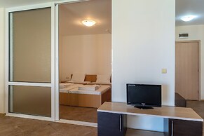 Midia Family Resort