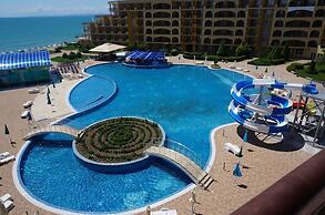 Midia Family Resort