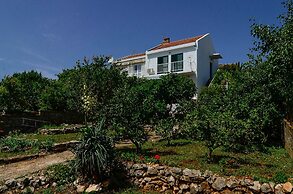 Holiday Home Lovište