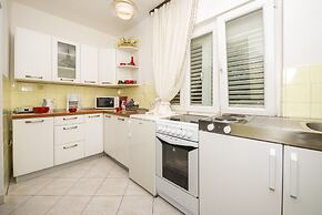 Holiday Home Ore-Beach