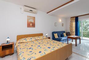 Holiday Home Clarita