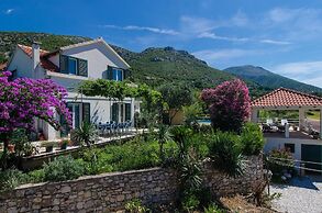 Holiday Home Clarita