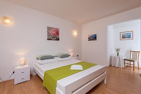 Holiday Home Clarita