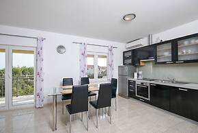 Apartments Trstenica