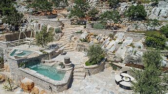 The Hidden Treasure Village - 3 Villas