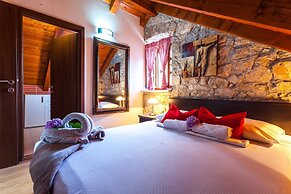 The Hidden Treasure Village - 3 Villas