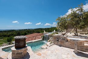 The Hidden Treasure Village - 3 Villas