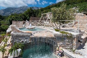 The Hidden Treasure Village - 3 Villas