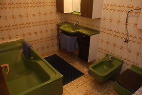 Studio Apartments Lulak