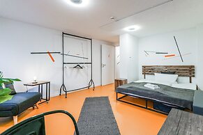 Modern hostel room for 3