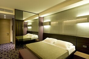 Viola Mhotel