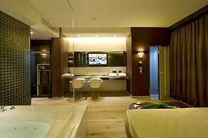 Viola Mhotel