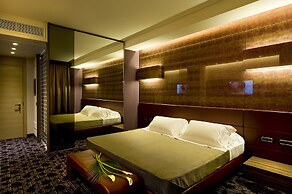 Viola Mhotel