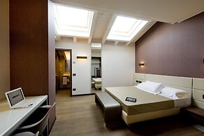 Viola Mhotel