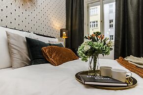 Royal APTs Prague by Michal&Friends